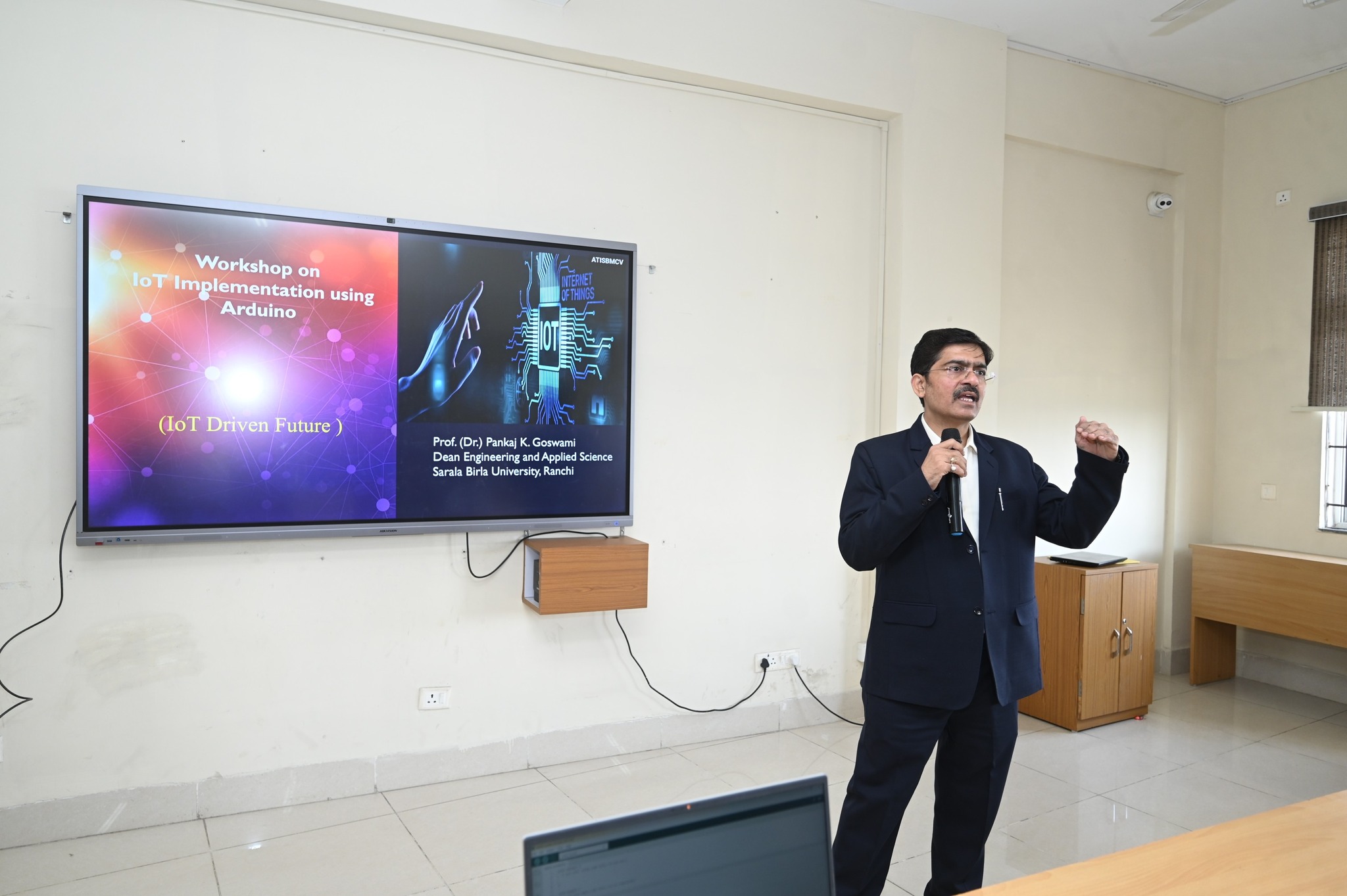  Workshop on IoT Implementation using Arduino